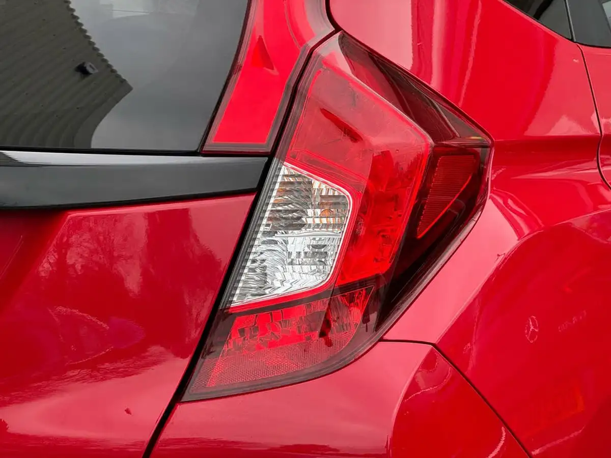 2019-honda-jazz-13-i-vtec-ex-cvt-big-31