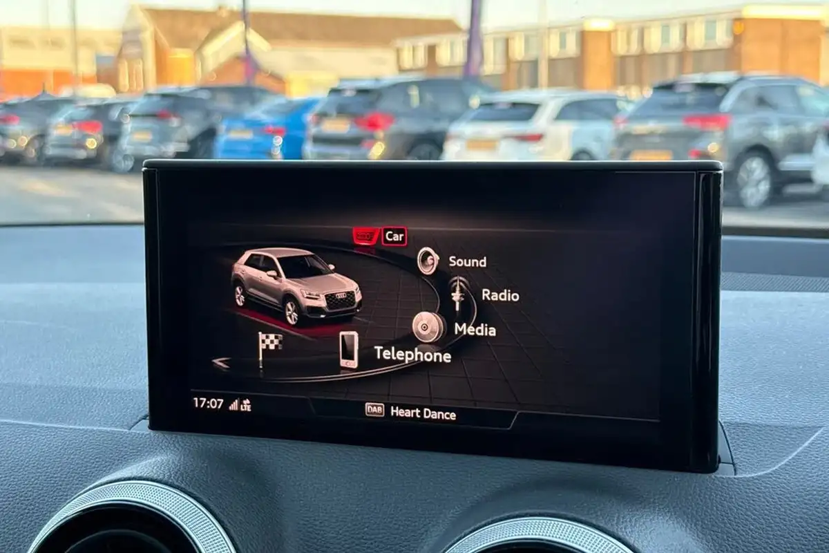2022-audi-q2-15-35-tfsi-sport-big-42