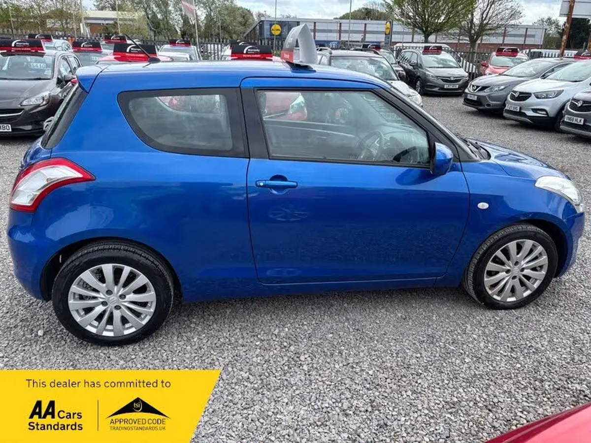 2011-suzuki-swift-12-sz3-3d-big-7