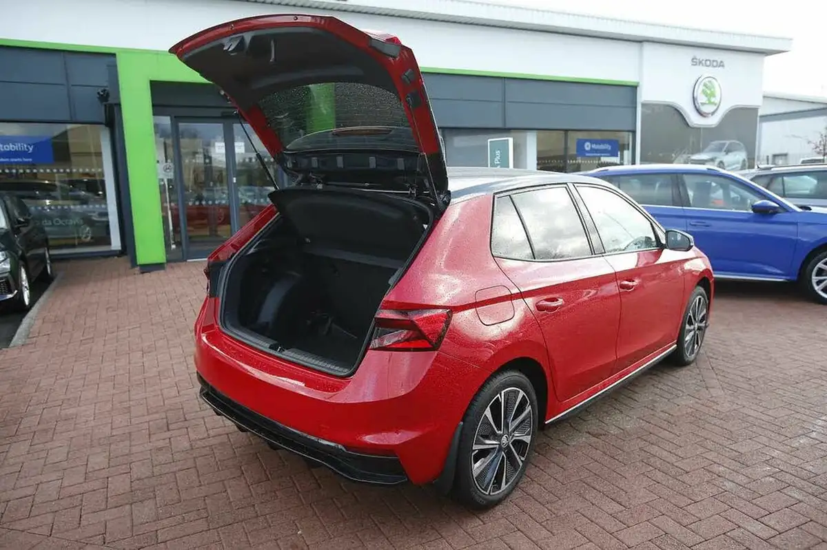 2024-skoda-fabia-10-tsi-monte-carlo-110ps-dsg-big-13