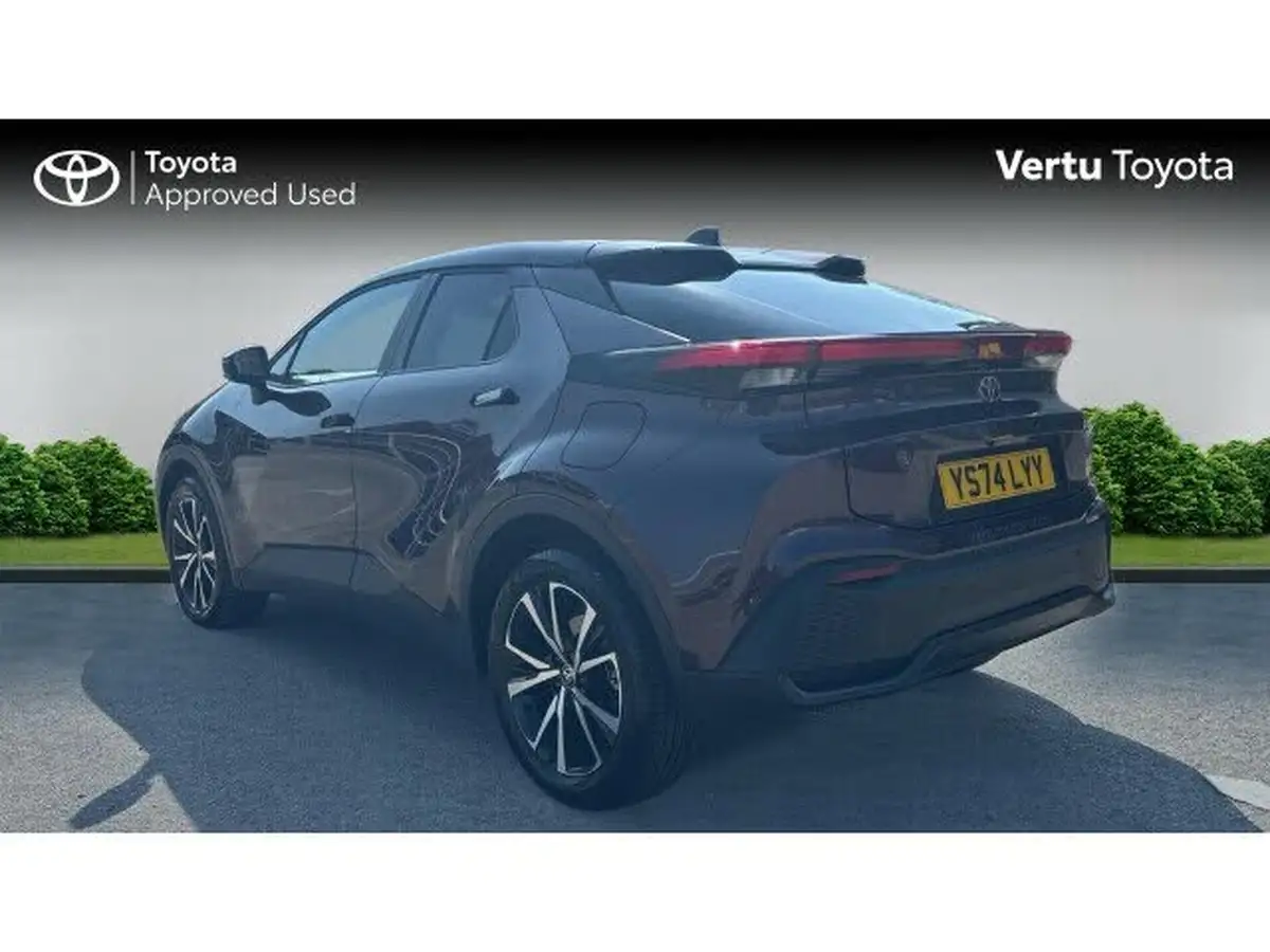 2024-toyota-c-hr-20-vvt-i-design-220bhp-plug-in-big-3