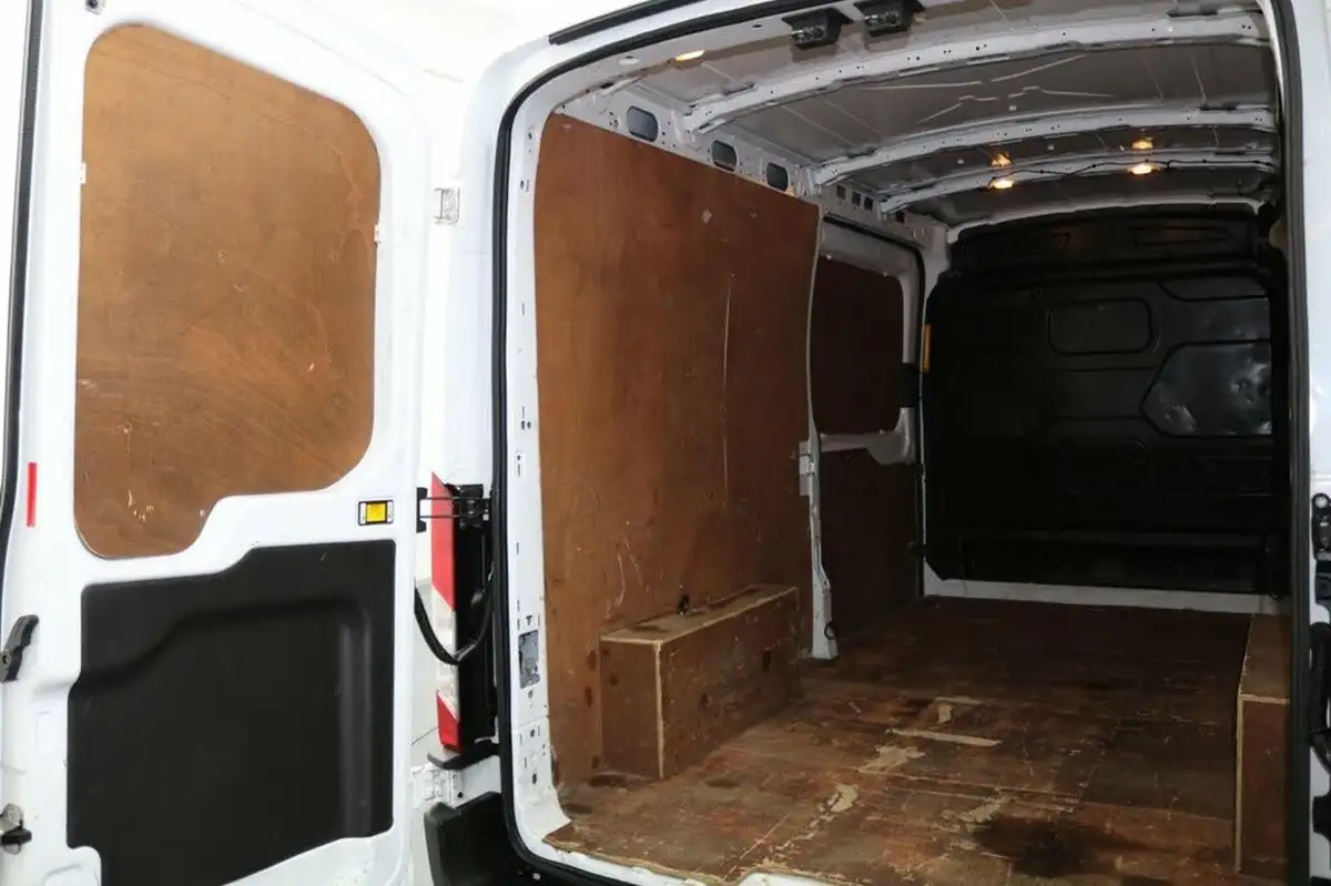 2022-ford-transit-20tdci-350-l3h2-leader-130pseu6dt-panel-van-big-16