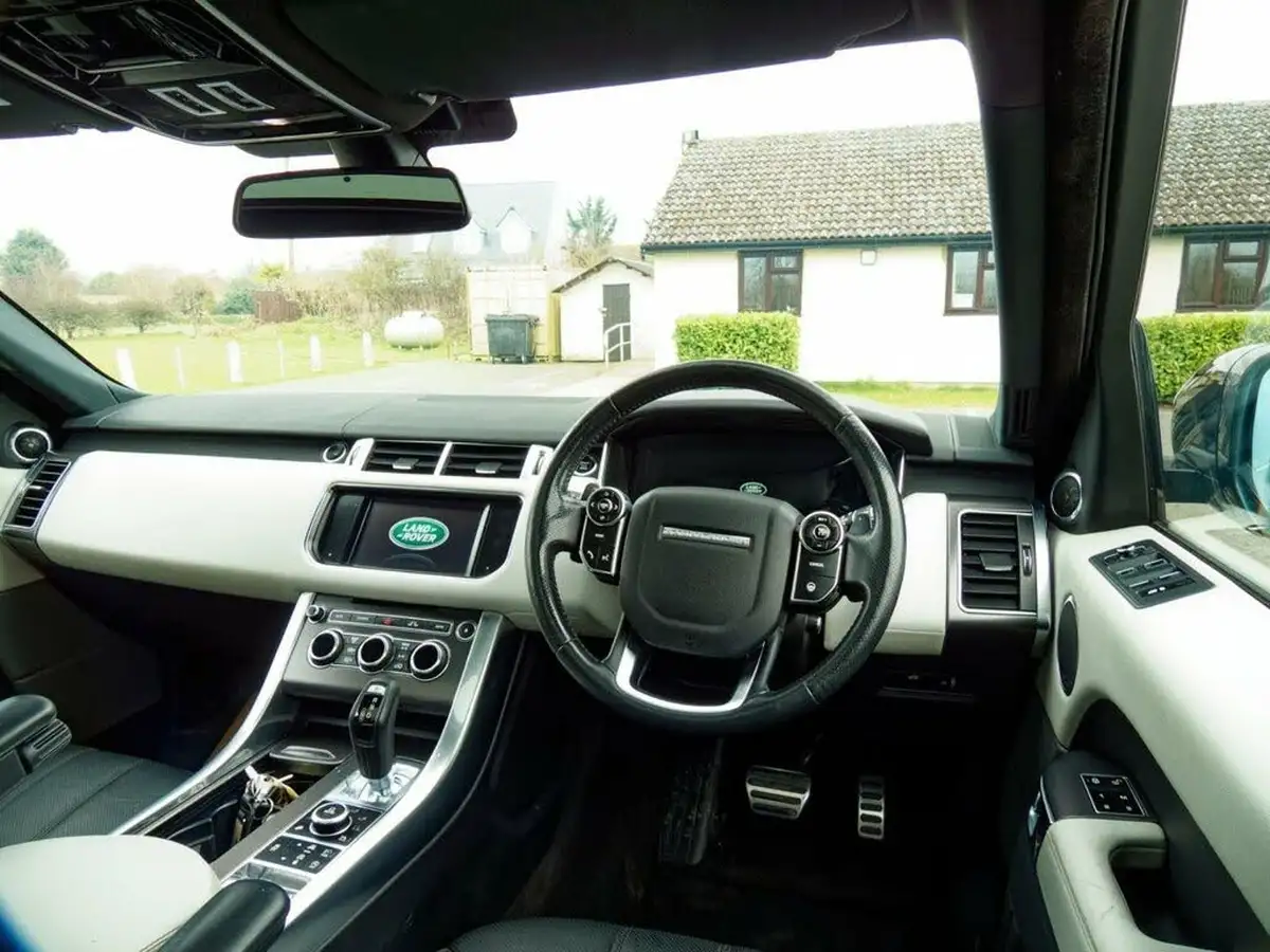 2015-land-rover-range-rover-sport-30-sd-v6-hse-dynamic-292ps-4x4-big-30