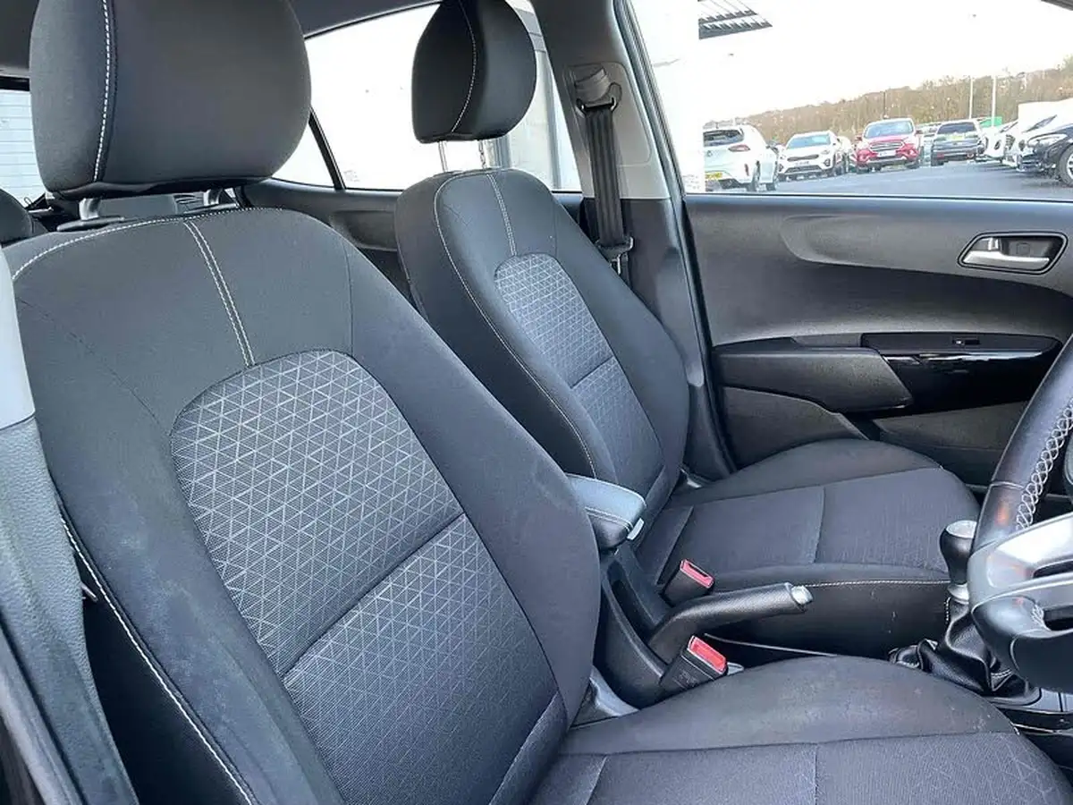 2020-kia-picanto-125-3-big-19