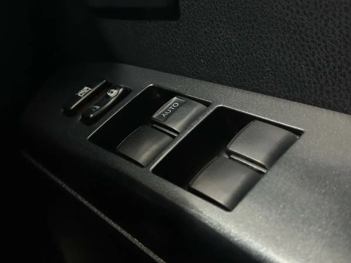 2018-toyota-rav4-20d-4d-excel-tss-navi-big-18