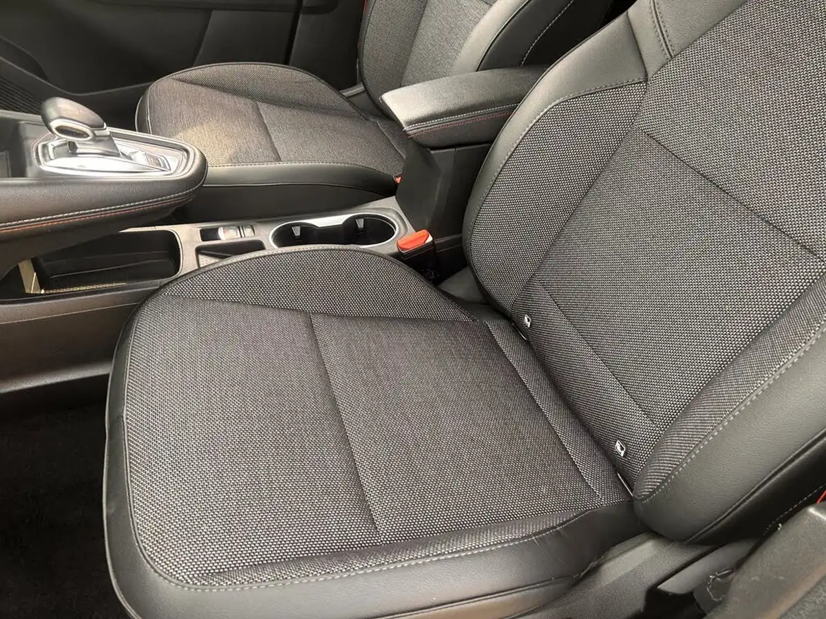 2021-renault-captur-13-tce-rs-line-edc-auto-big-18