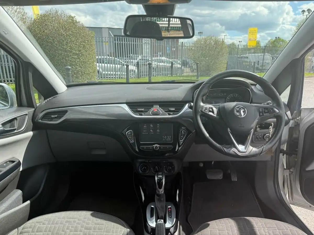 2016-vauxhall-corsa-14i-se-90ps-5d-1398cc-auto-big-47