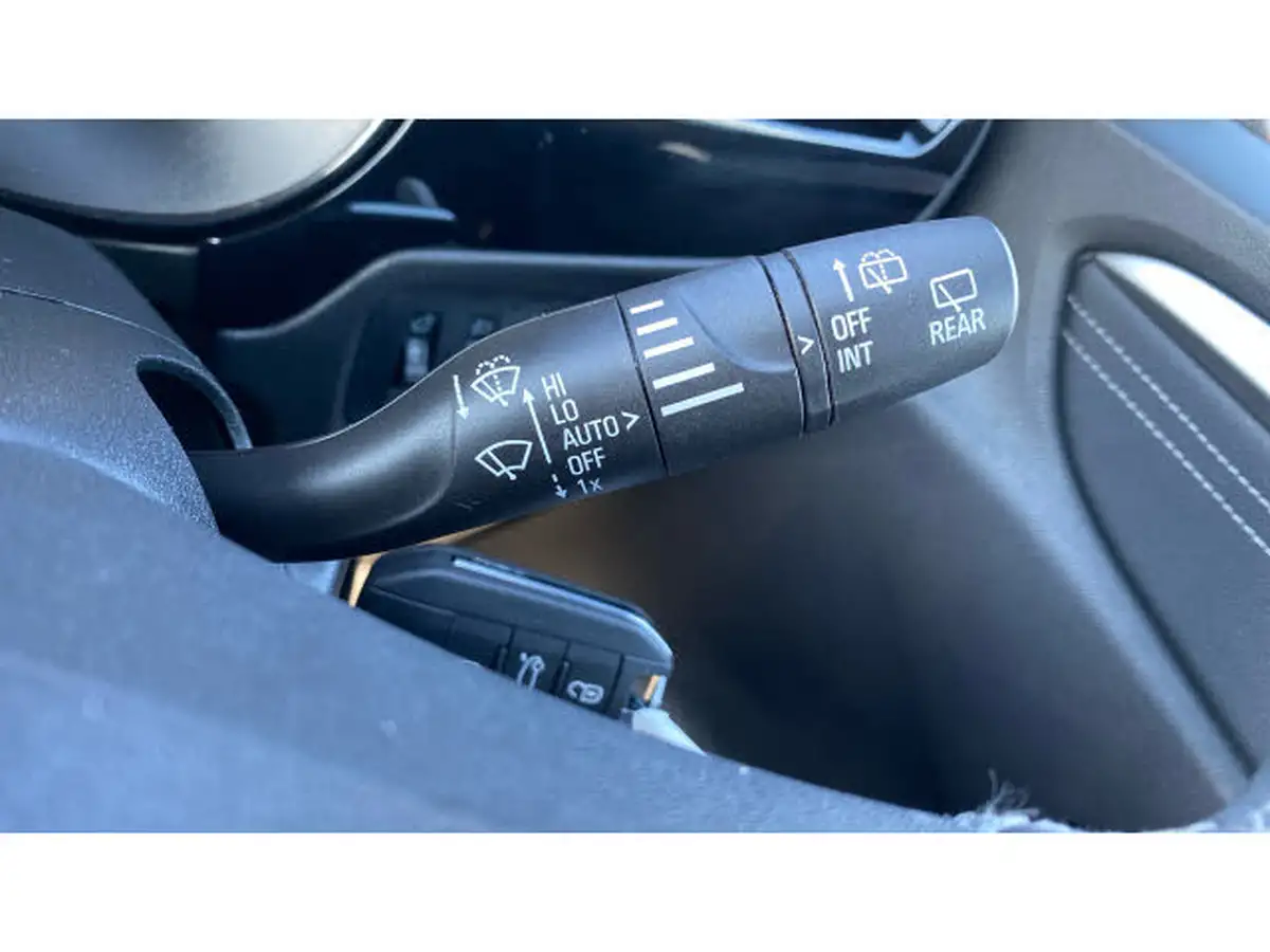 2022-vauxhall-corsa-12-turbo-gs-line-100ps-big-40