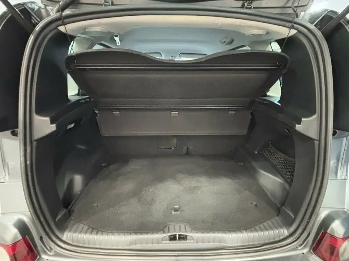 2012-citroen-c3-picasso-16-exclusive-vti-egs6-big-14
