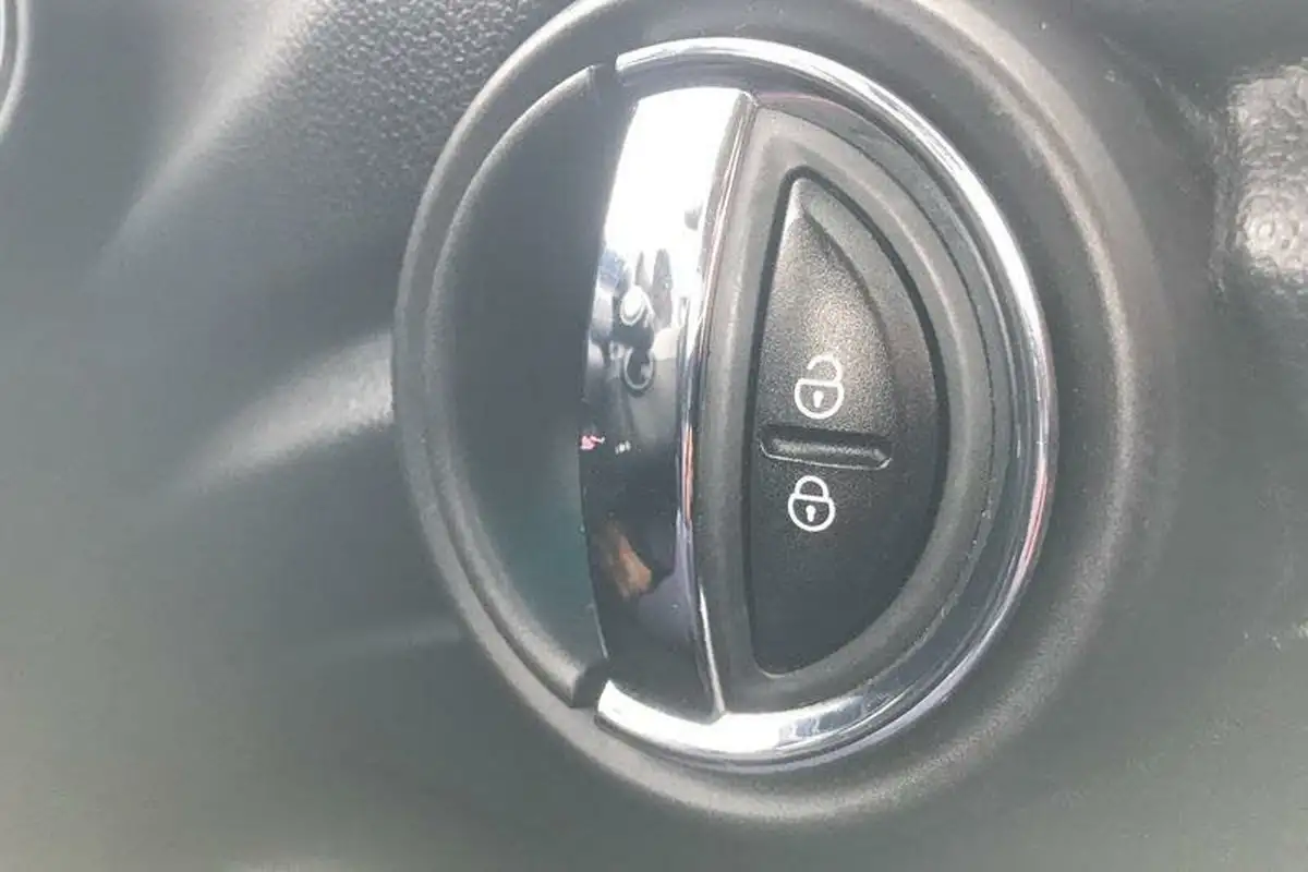 2016-mini-cooper-15td-cooper-d-ss-hatchback-5d-big-34