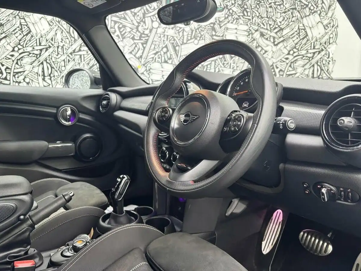 2020-mini-cooper-15-cooper-sport-hatchback-5d-auto-big-17