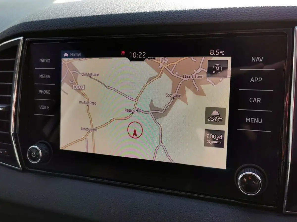2019-skoda-karoq-15-tsi-se-l-dsg-big-46
