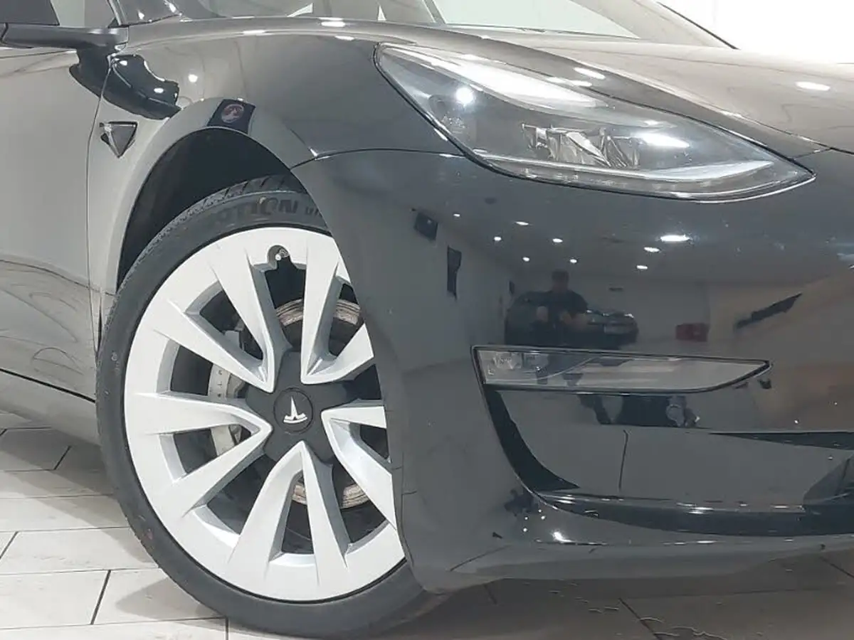 2021-tesla-model-3-e-long-range-4x4-big-8