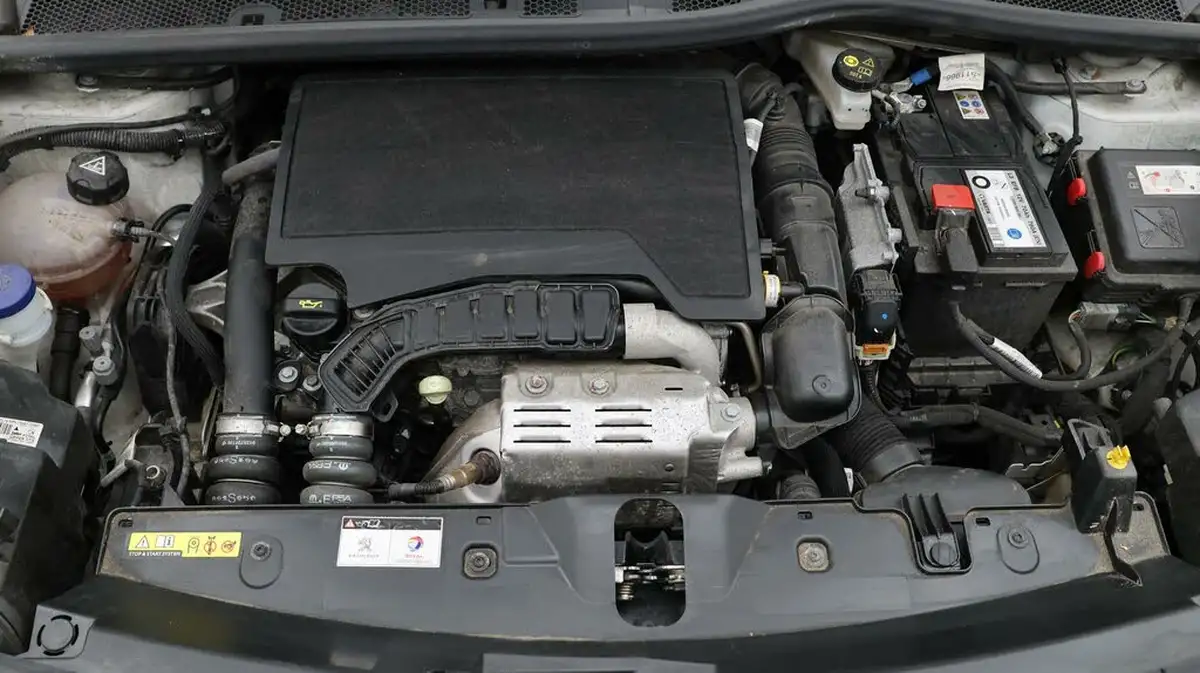 2022-peugeot-2008-suv-12-puretech-gt-big-19