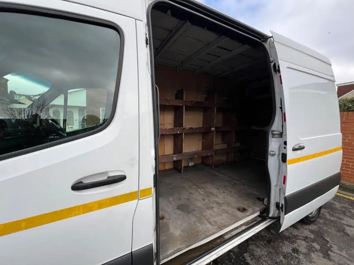 2021-mercedes-benz-sprinter-21cdi-314-l1h1-progressive-big-25