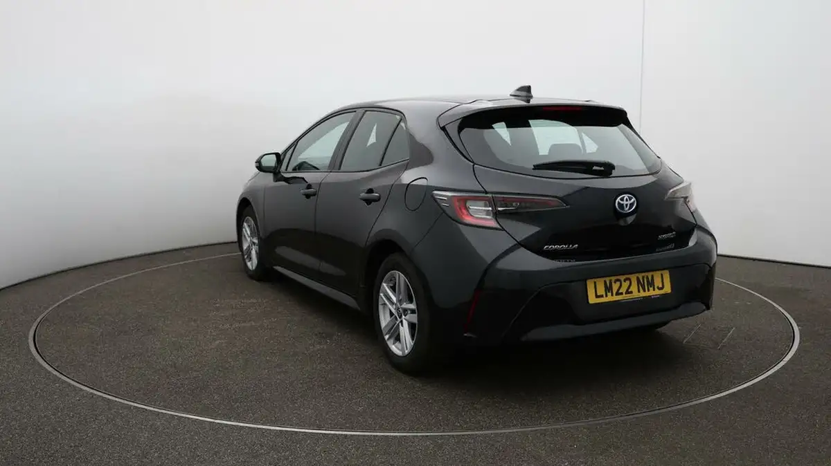 2022-toyota-corolla-18-vvt-i-icon-120bhp-trk-hatchback-5d-big-51