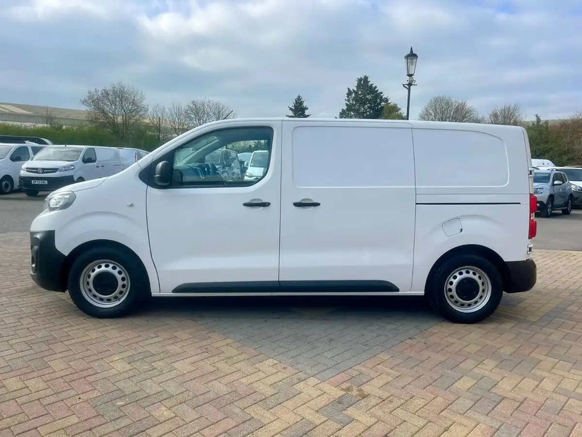 2018-peugeot-expert-16bluehdi-professional-standard-1000-115-ss-big-7