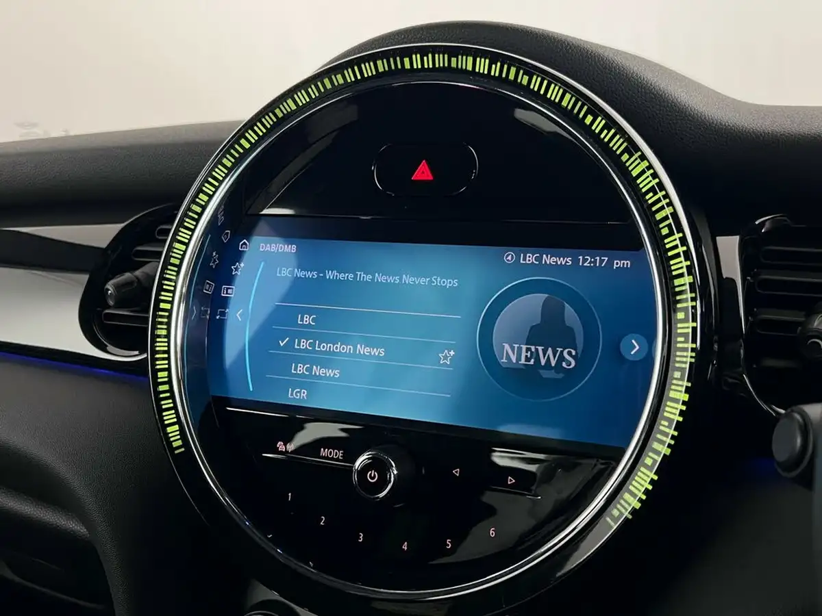 2021-mini-cooper-15-cooper-sport-hatchback-3d-big-23