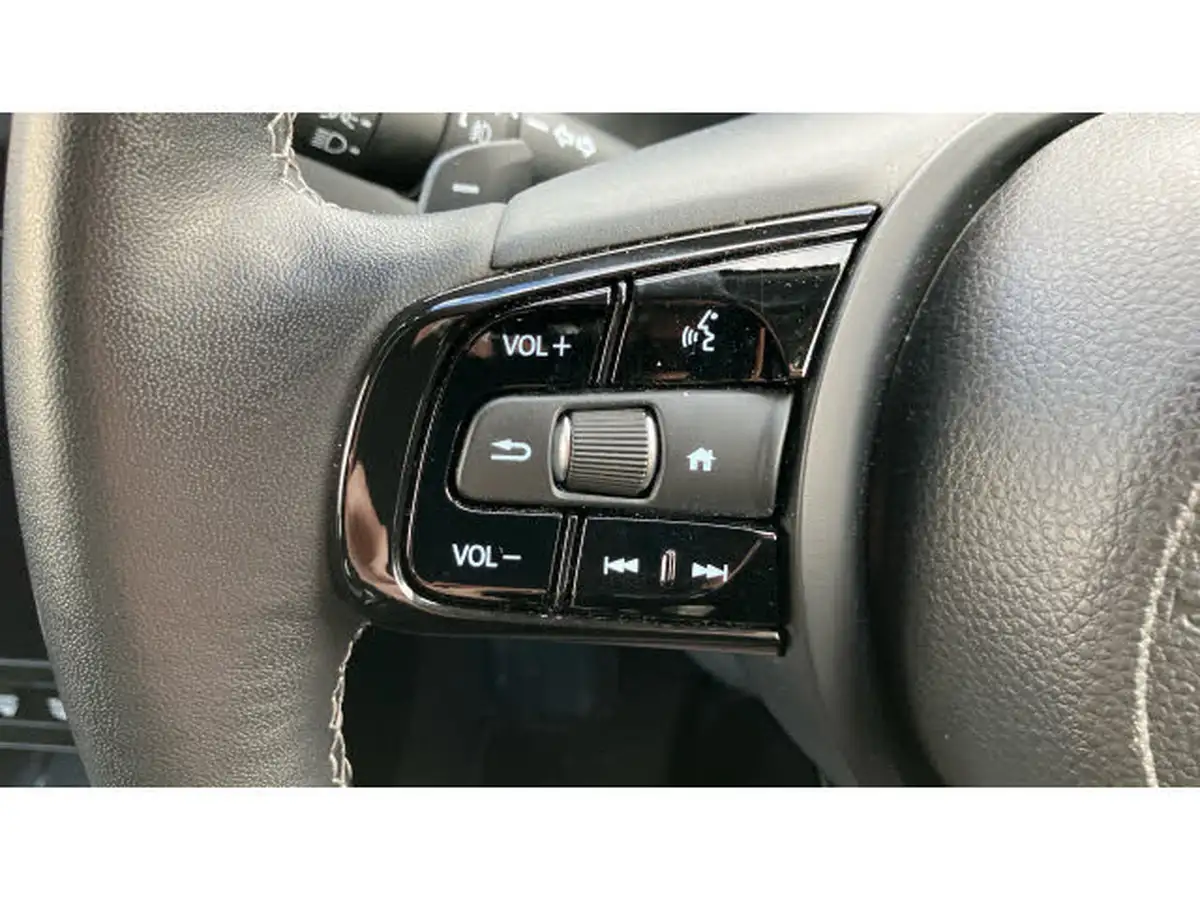 2023-honda-eny1-e-elegance-big-15