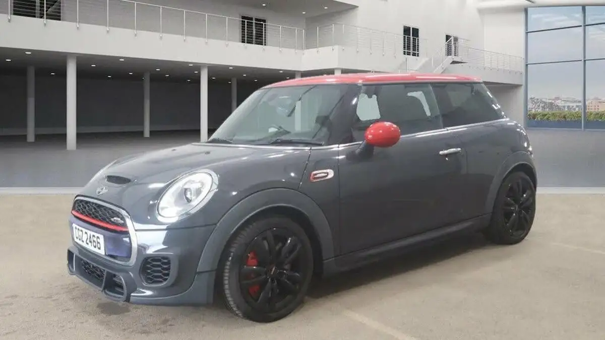 2016-mini-cooper-20-cooper-jcw-big-3