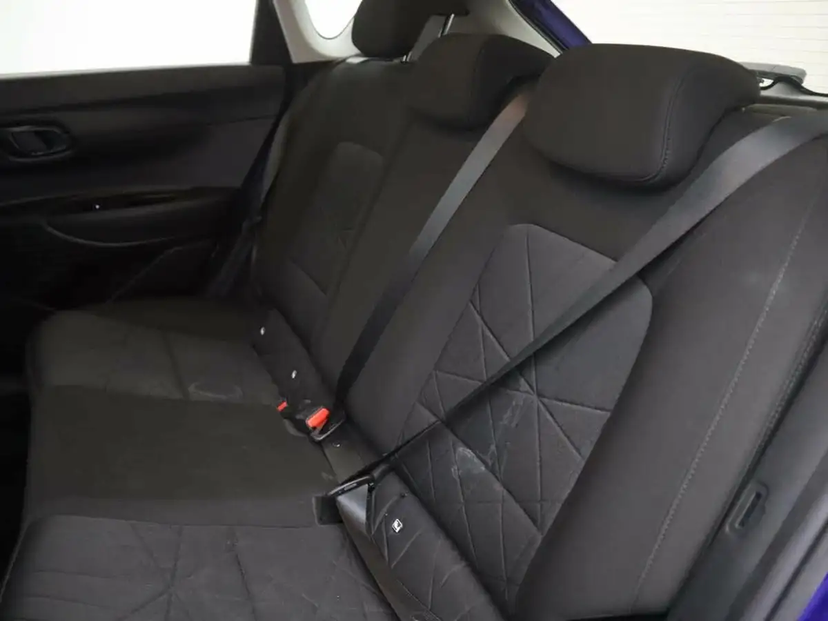 2022-hyundai-bayon-10-t-gdi-premium-100ps-dct-big-9