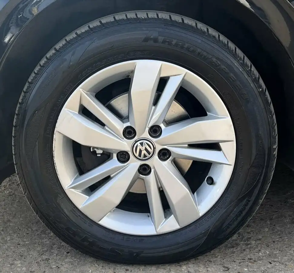 2018-volkswagen-polo-10-tsi-se-big-10