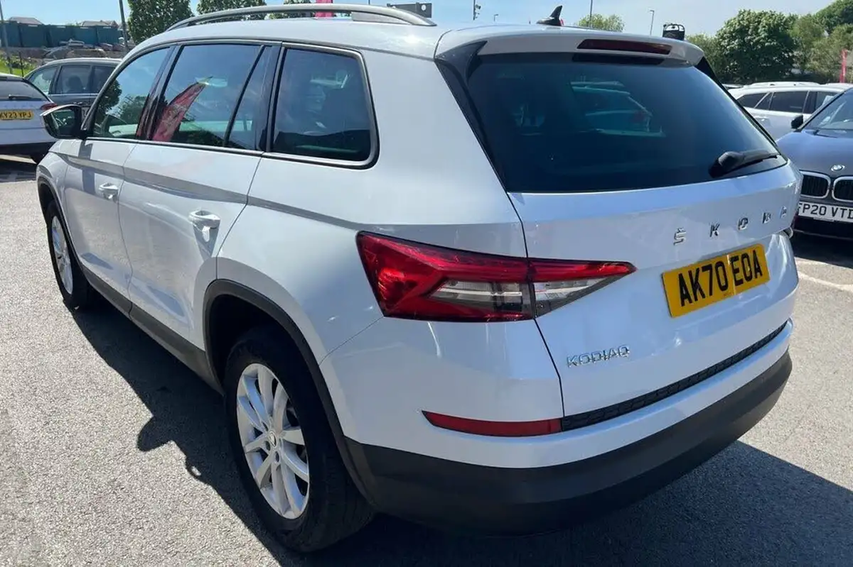 2020-skoda-kodiaq-15-tsi-se-5-dsg-big-21