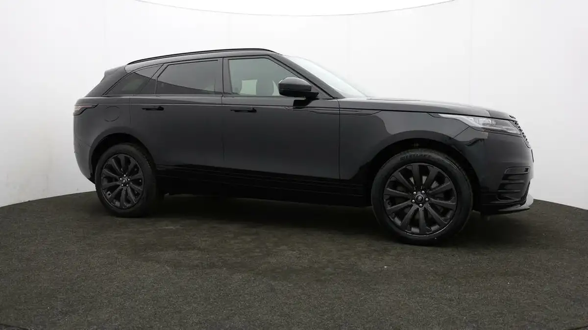 2022-land-rover-range-rover-velar-20-d200-r-dynamic-se-big-38