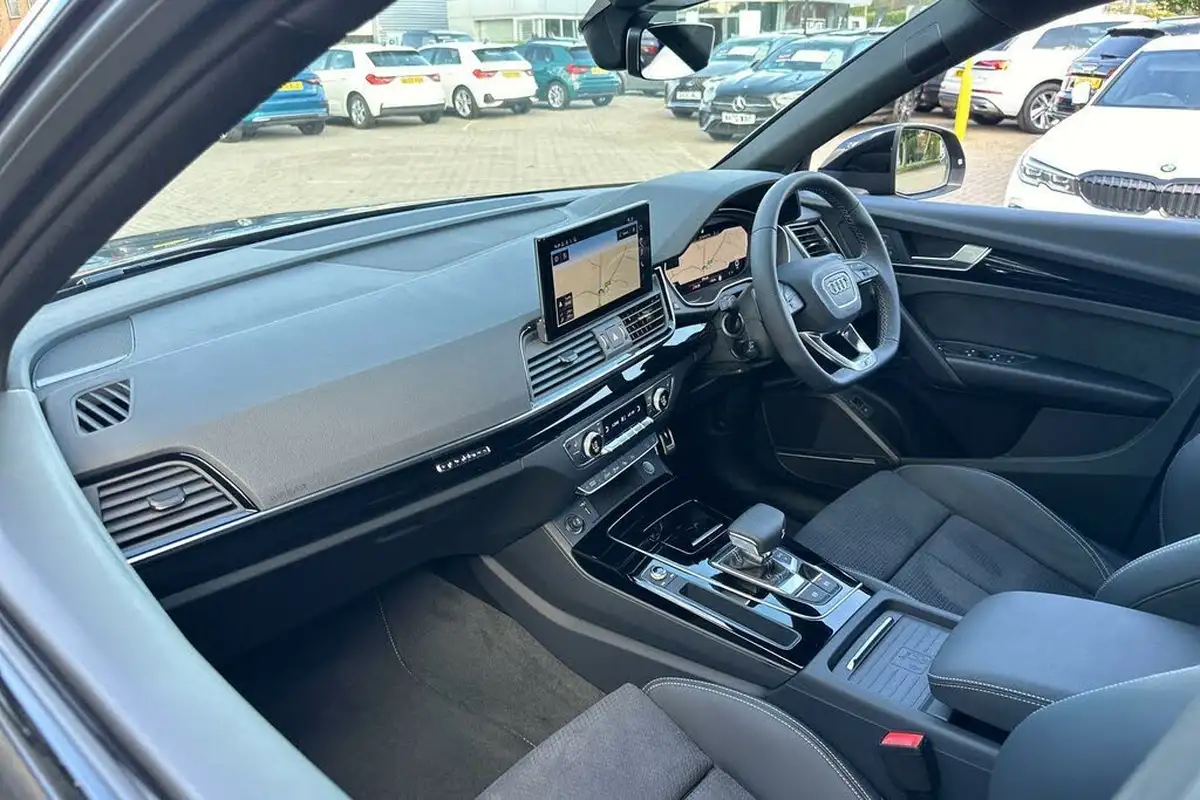 2024-audi-q5-20-tdi-s-line-big-36