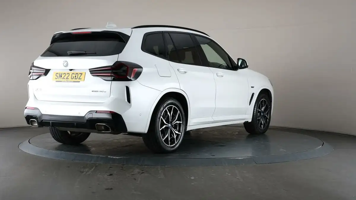 2022-bmw-x3-20-xdrive-30e-m-sport-big-60