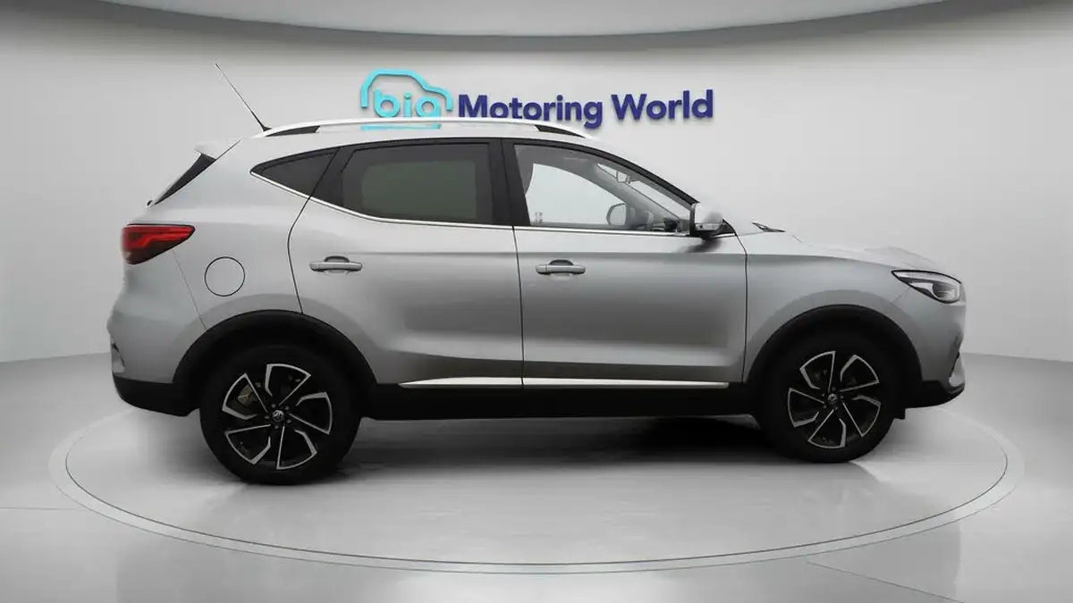 2024-mg-zs-suv-10t-gdi-exclusive-big-8