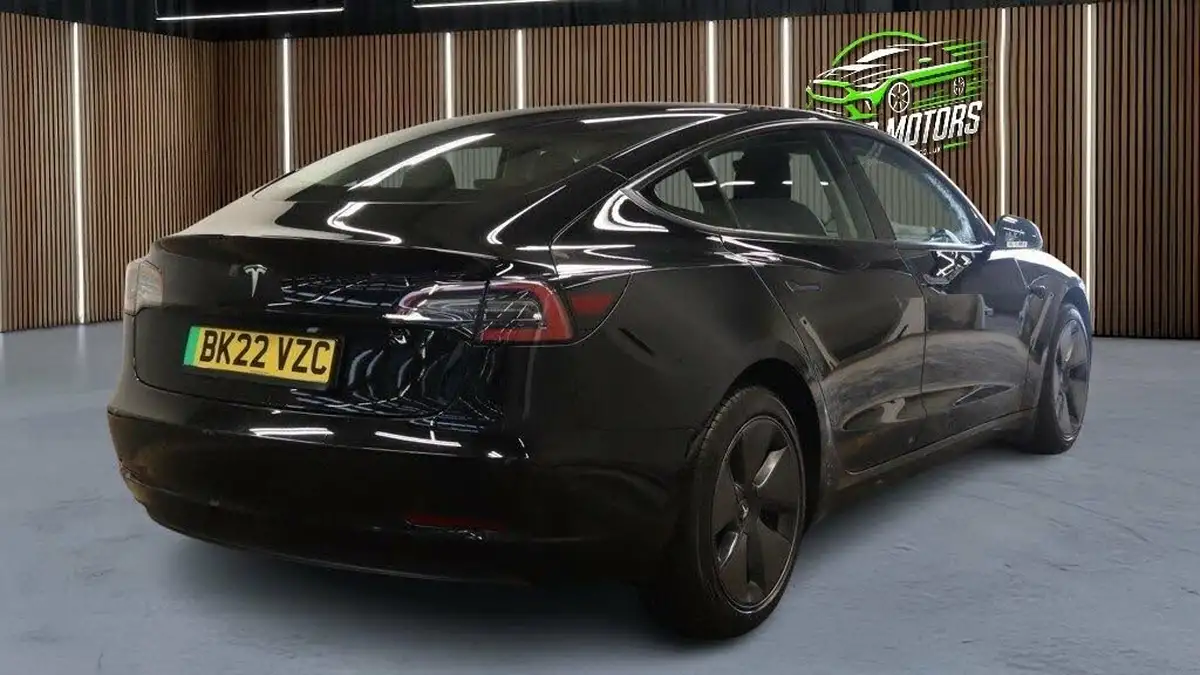 2021-tesla-model-3-e-standard-plus-big-4