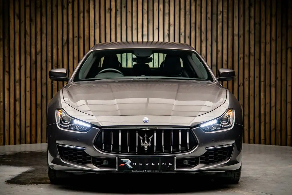 2022-maserati-ghibli-20-gt-1998cc-big-4