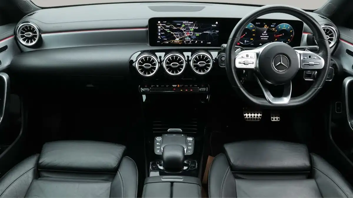 2020-mercedes-benz-cla-13-cla-180-amg-line-premium-plus-coupe-4d-big-13
