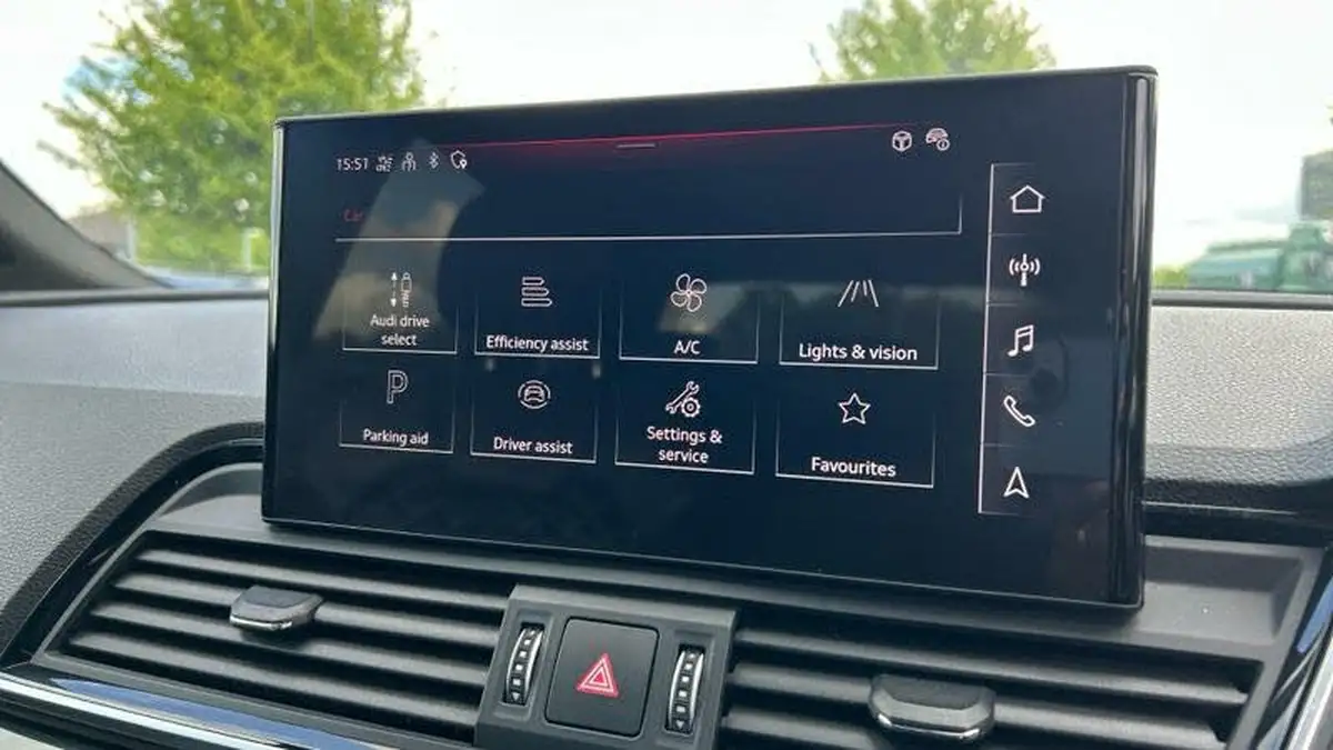 2022-audi-q5-20-45-tfsi-edition-1-sportback-big-37