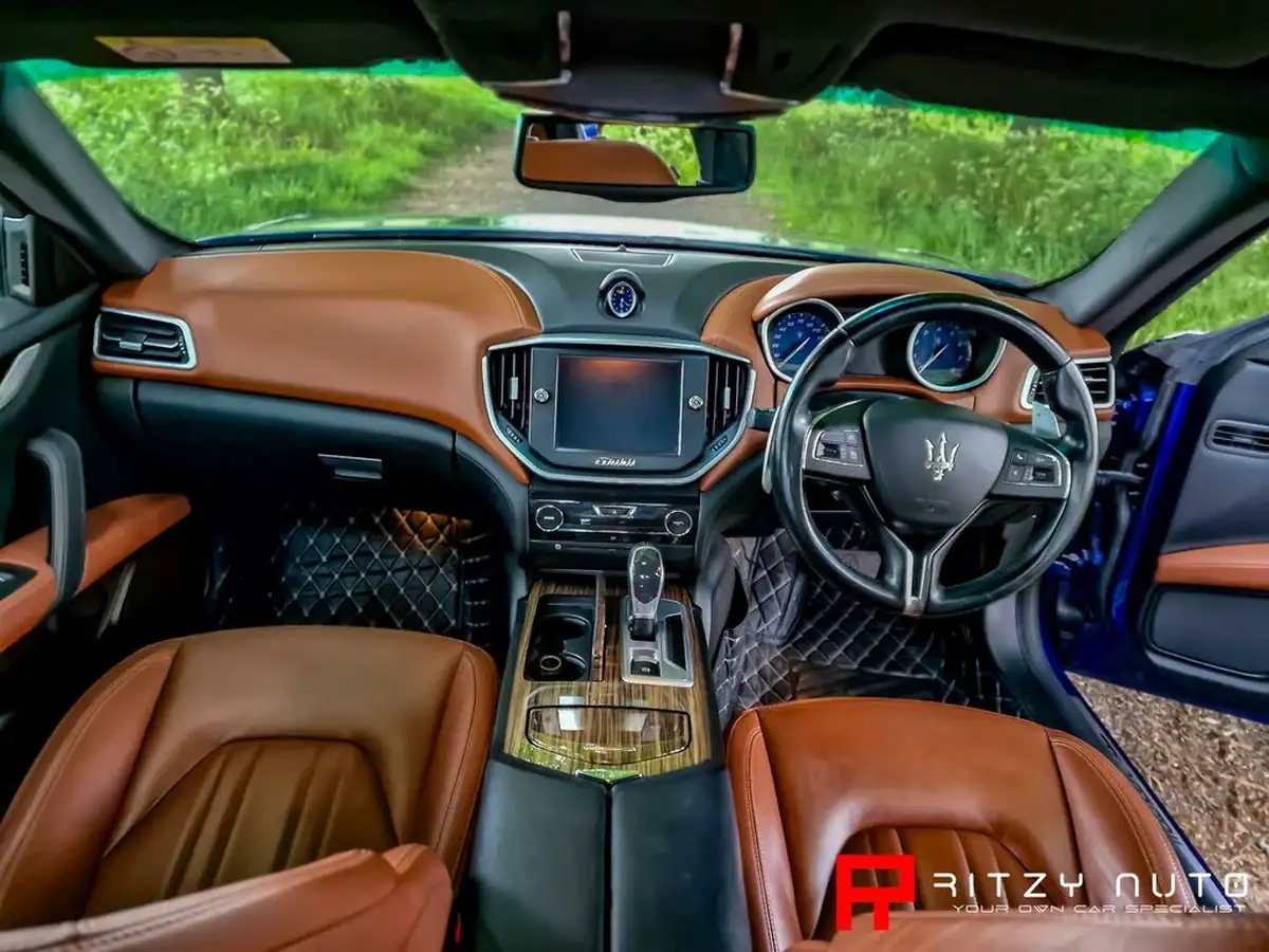 2016-maserati-ghibli-30-s-big-5