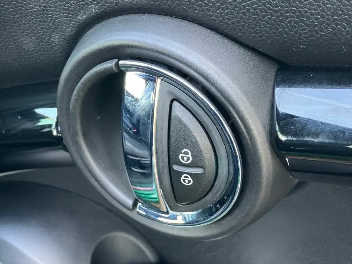 2021-mini-cooper-20-cooper-s-sport-hatchback-3d-auto-big-31
