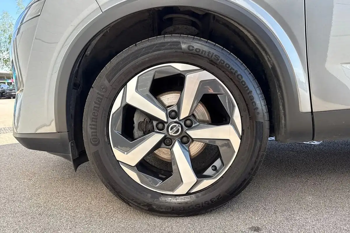 2022-nissan-qashqai-13-dig-t-n-connecta-140ps-big-10