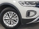 2022-volkswagen-t-roc-15-tsi-life-small-8