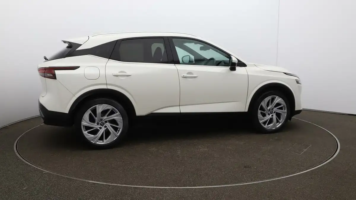 2022-nissan-qashqai-13-dig-t-tekna-big-44