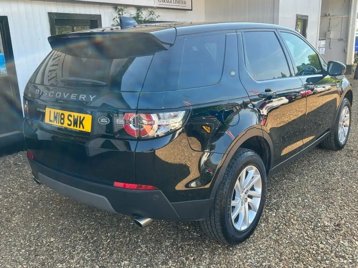 2018-land-rover-discovery-sport-20td4-se-tech-182ps-auto-big-6