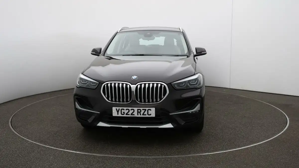 2022-bmw-x1-20td-sdrive18d-xline-sport-auto-big-32