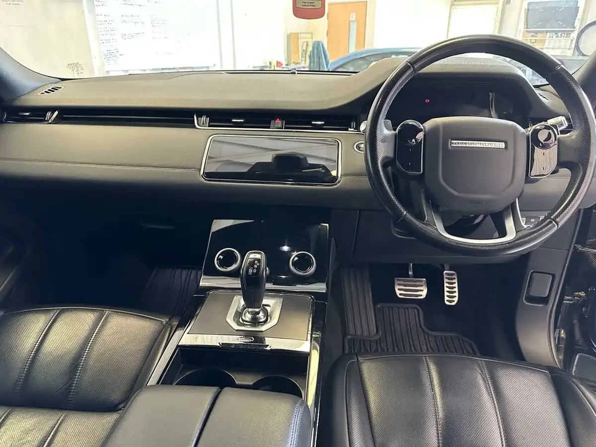 2019-land-rover-range-rover-evoque-20-d180-r-dynamic-se-big-32
