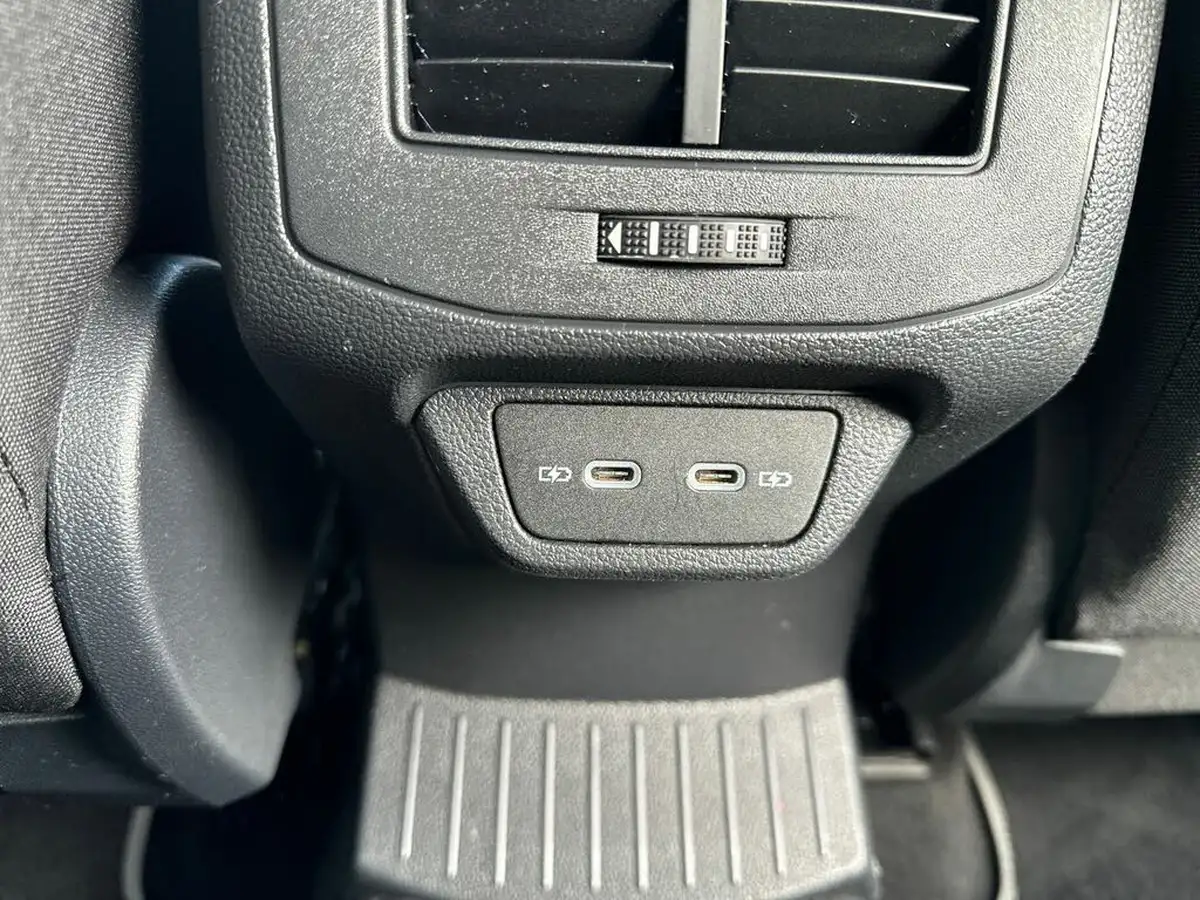 2021-volkswagen-t-roc-15-tsi-sel-dsg-big-36