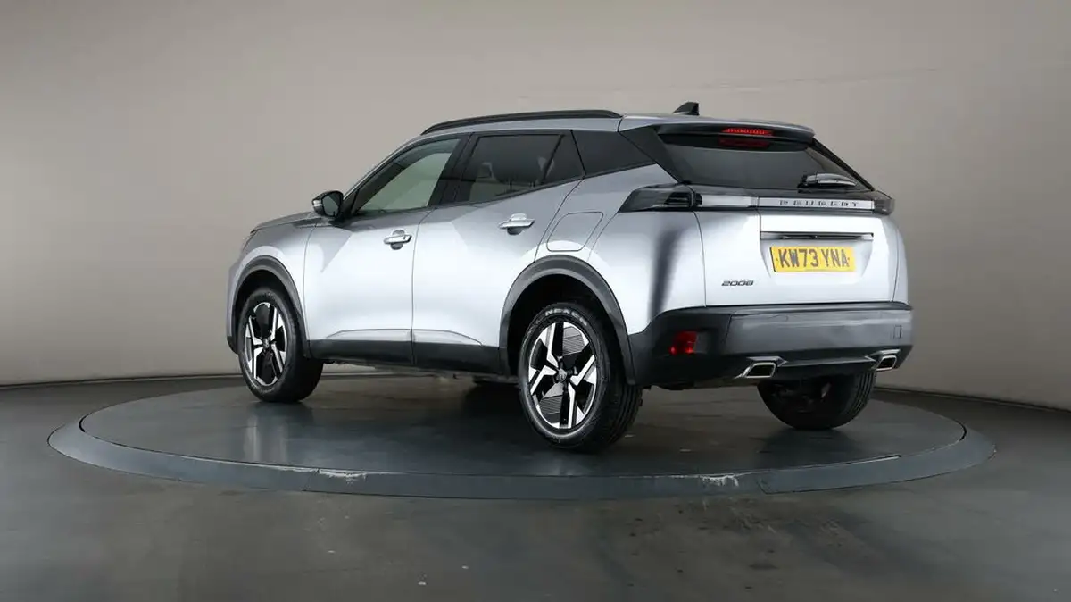 2023-peugeot-2008-suv-12-puretech-allure-big-64