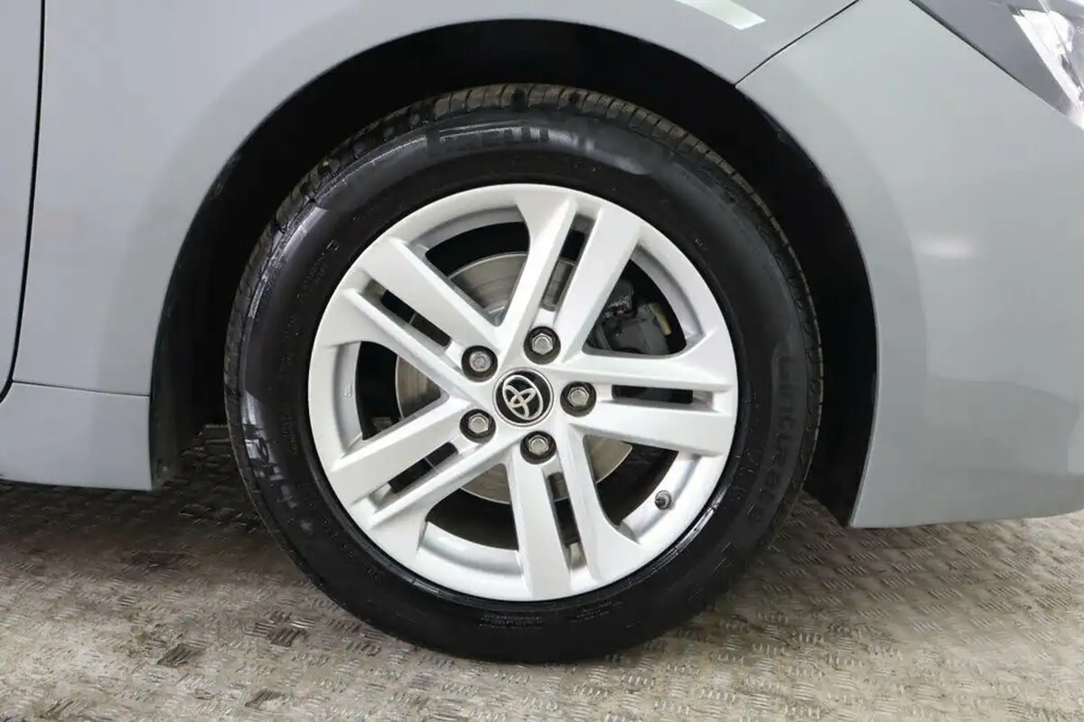 2022-toyota-corolla-18-vvt-i-icon-120bhp-trk-hatchback-5d-big-23