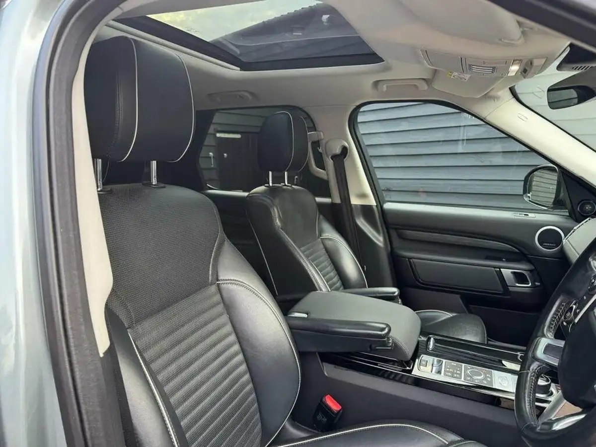 2017-land-rover-discovery-30td6-hse-259ps-awd-station-wagon-5d-auto-big-9
