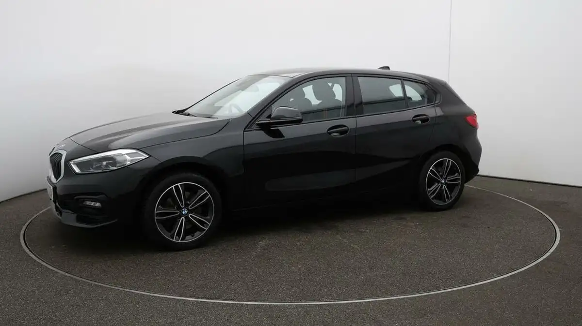 2022-bmw-1-series-15td-116d-sport-dct-big-59