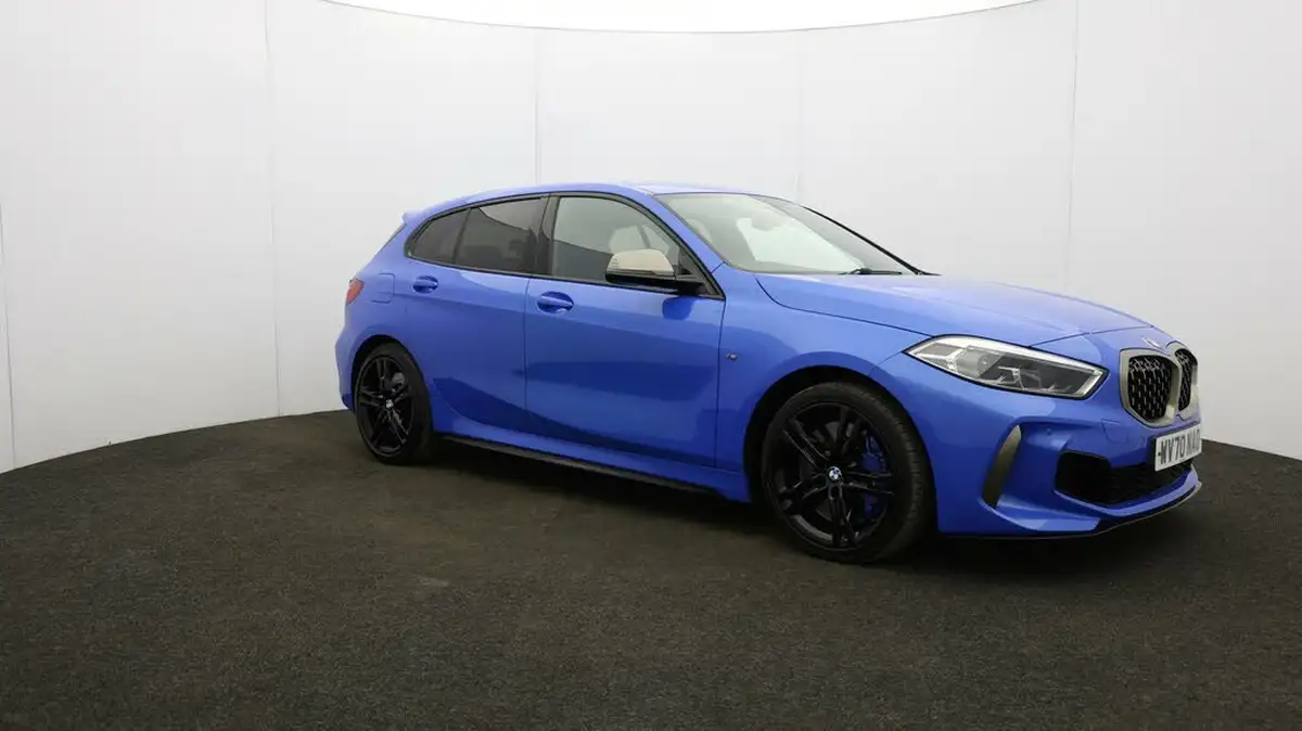 2020-bmw-1-series-20-m135i-xdrive-big-40