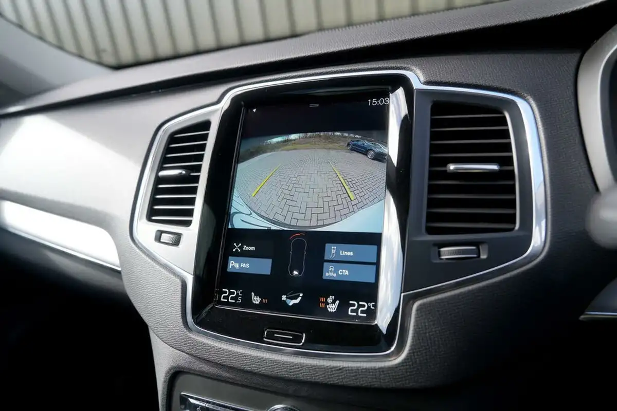 2022-volvo-xc90-20td-b5-momentum-big-21